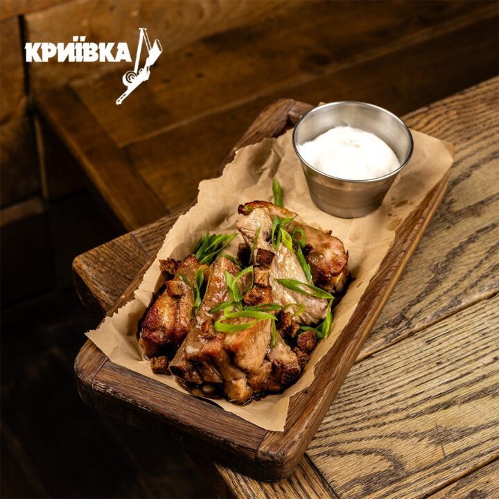 Верещака. Свинні ребра в буряковому квасі