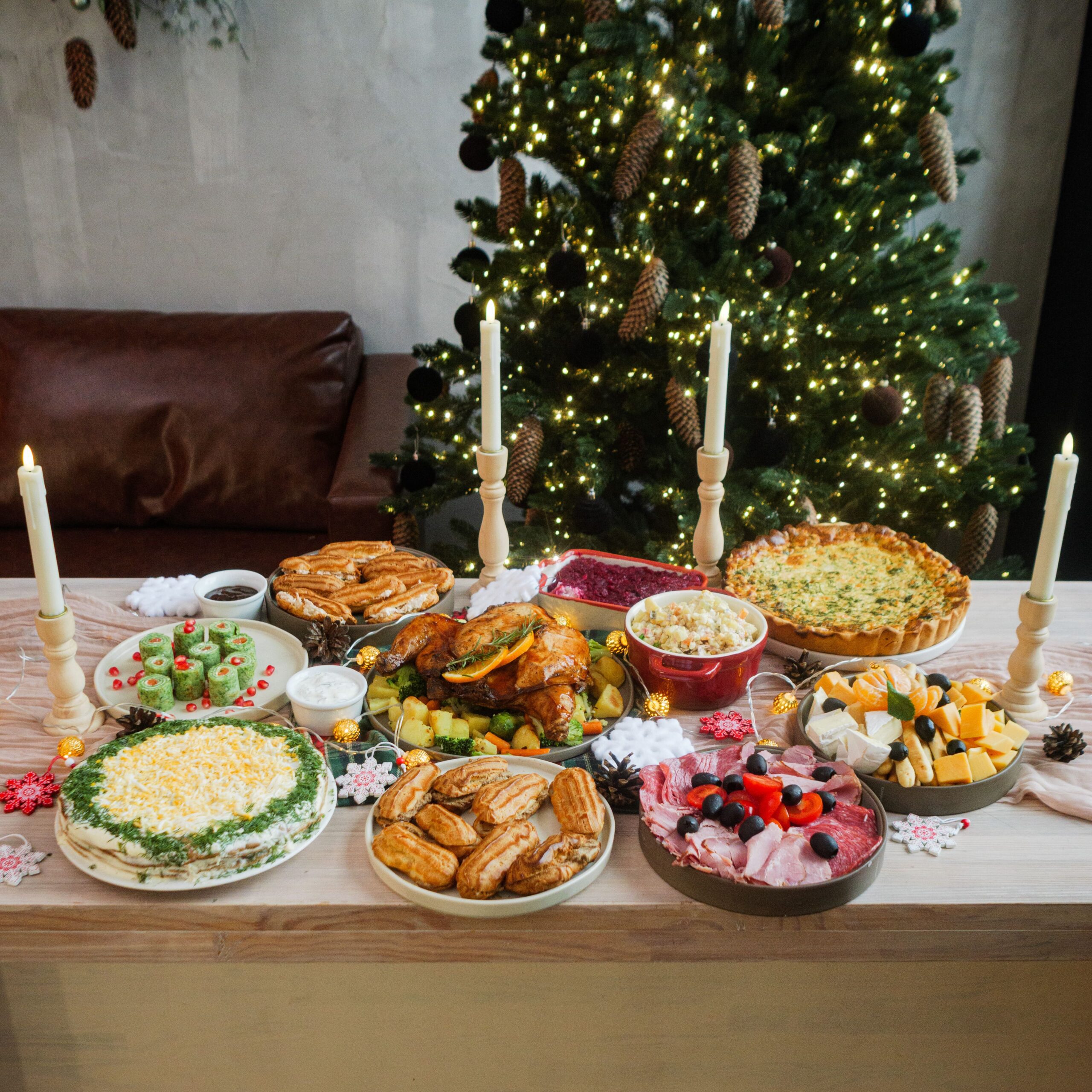 Де замовити страви на новорічний стіл з доставкою у Львові