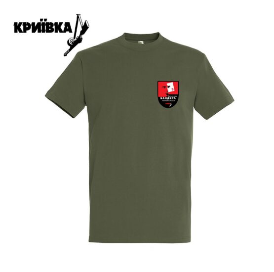 Футболка кольорова Бандера нова